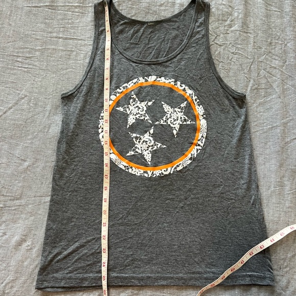 3/$10 🏷️ Tennessee stars tank - Picture 3 of 3